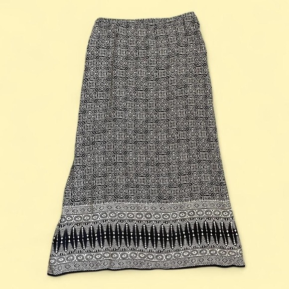 Vintage Y2K Liz Claiborne Women's M 100% Silk Wrap Maxi Skirt Tribal Print - Picture 7 of 7